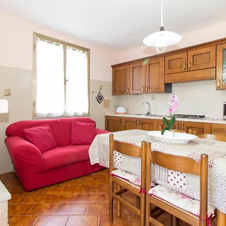 Holiday home In Con Ampio Giardino Esterno